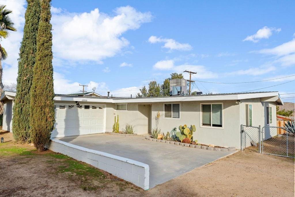 Cozy Stylish Home In The Heart Of Jt Village Joshua Tree Exterior foto
